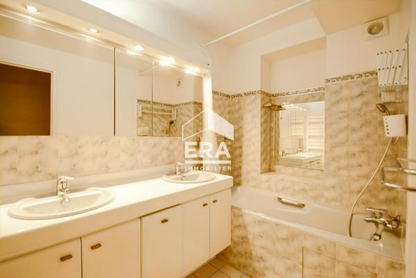 3 pièces 72 m² LUMINEUX - BALCON - VUE DEGAGÉE