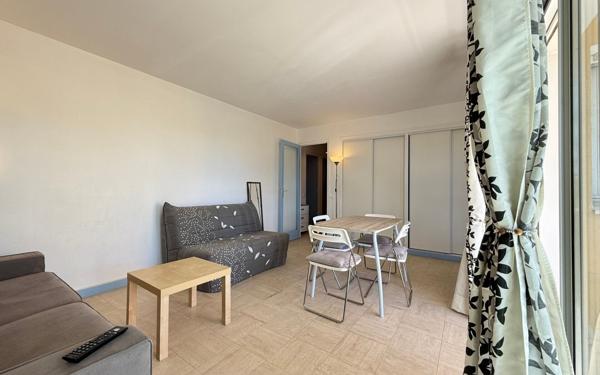 Appartement à vendre    1 pièce •  Saint-Palais-sur-Mer