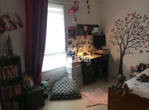 APPARTEMENT À VENDRE DE 4 PIÈCES DE 81,00 M²