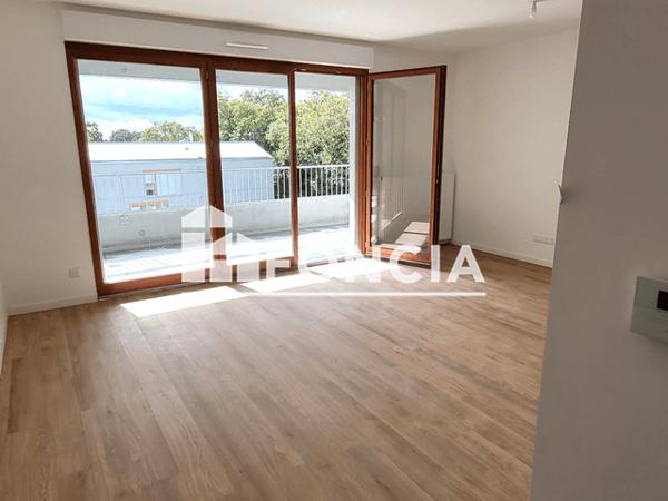 Location Appartement 2 pièces 46.3 m² - ZAC DU CHAMP DE MANOEUVRE Nantes 44300