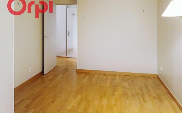 Appartement à vendre    4 pièces • 130,14 m2 Vendôme