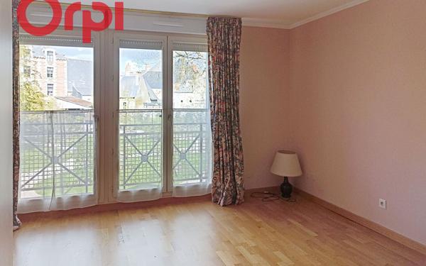 Appartement à vendre    4 pièces • 130,14 m2 Vendôme
