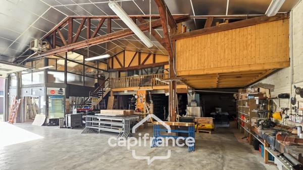Entrepôt/bureau à vendre de 605 m² (71)