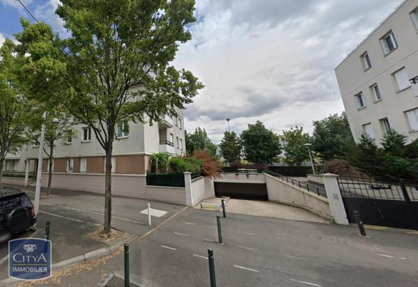 Location parking Nanterre (92000)