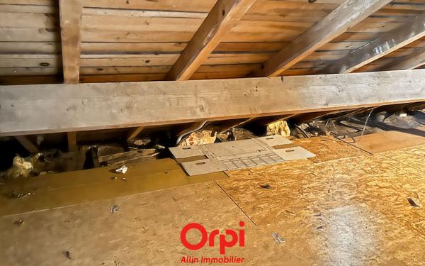 Maison à vendre    4 pièces •  Bézenet