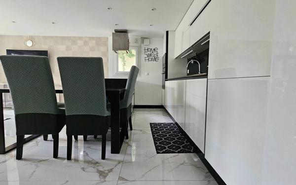 Appartement à vendre    4 pièces • 72,55 m2 Villiers-sur-Marne