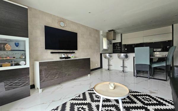 Appartement à vendre    4 pièces • 72,55 m2 Villiers-sur-Marne