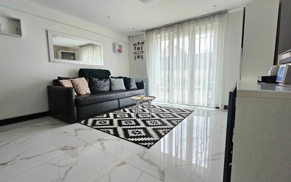 Appartement à vendre    4 pièces • 72,55 m2 Villiers-sur-Marne