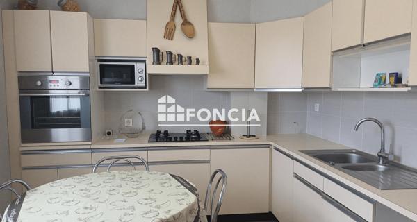 À vendre Maison 5 pièces 92.39 m² - Chartres-de-bretagne 35131