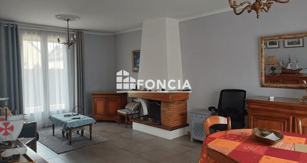 À vendre Maison 5 pièces 92.39 m² - Chartres-de-bretagne 35131