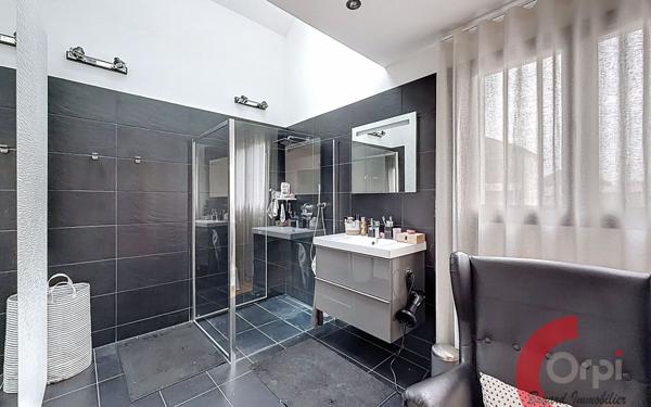 Maison à vendre    5 pièces •  Bry-sur-Marne