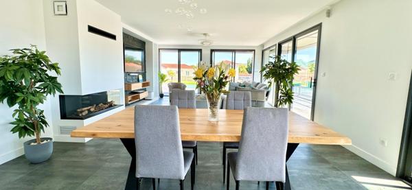 Villa contemporaine avec piscine – Orcet