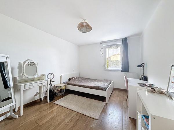 T3 71 m² - Résidence de standing - Double terrasse - 2 parkings sécurisés