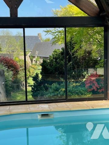 PROPRIETE DE 298M2 AVEC PISCINE 