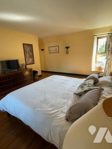 PROPRIETE DE 298M2 AVEC PISCINE 