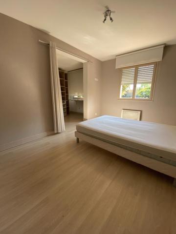 Maison familiale en semi plain-pied sur 2000 m2