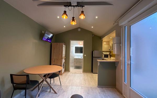 Appartement à louer    2 pièces • 24 m2 Maisons-Alfort