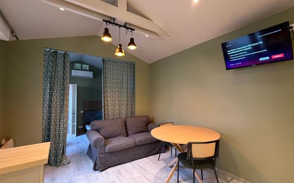 Appartement à louer    2 pièces • 24 m2 Maisons-Alfort