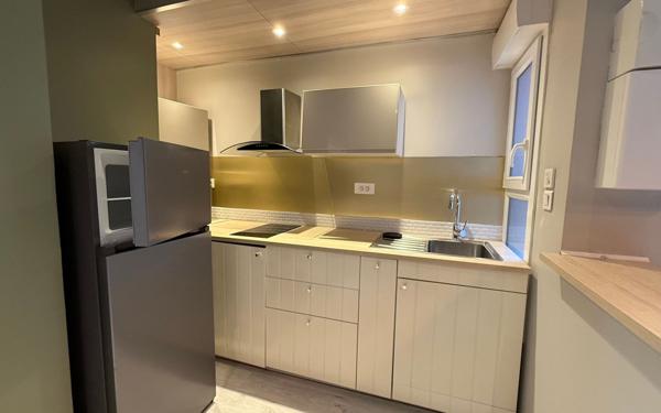 Appartement à louer    2 pièces • 24 m2 Maisons-Alfort