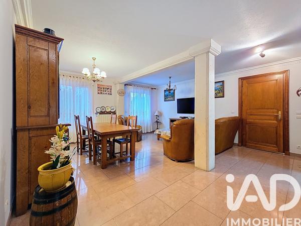 Maison à vendre 8 pièces 213 m² Corbeil-Essonnes