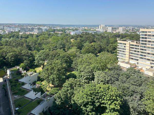 Nanterre (92000) Appartement de 85,64 m² avec balcon de 10,40 m² et parking souterrain en sous sol pour 420 000 € HAI