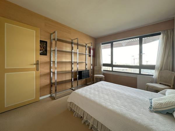 Nanterre (92000) Appartement de 85,64 m² avec balcon de 10,40 m² et parking souterrain en sous sol pour 420 000 € HAI