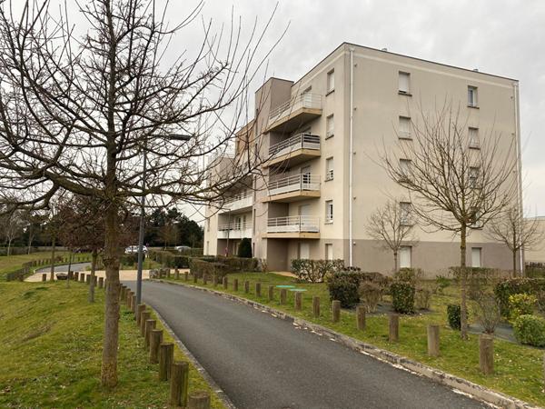 POITIERS, appartement 44 m2 proche commerces