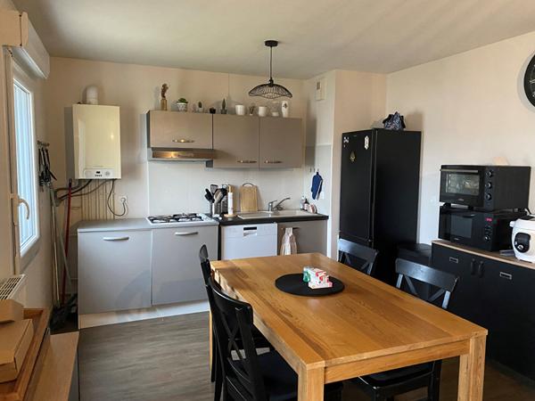 POITIERS, appartement 44 m2 proche commerces