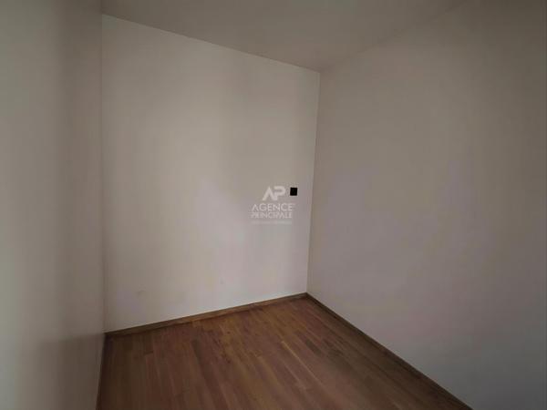 CLICHY - RUE ABET VARET - METRO SAINT OUEN 287 000 € ** - Référence SB-6684