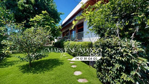 Proche tram 153 m² avec jardin, garage et sous-sol