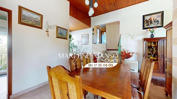 Proche tram 153 m² avec jardin, garage et sous-sol