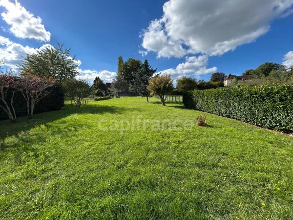 Maison à vendre 6 pièces EXCIDEUIL (24) 5 chambres sur 1700m² de terrain