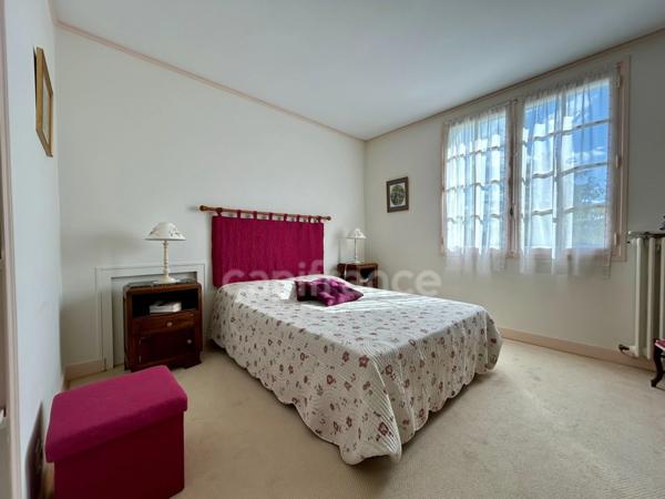 Maison à vendre 6 pièces EXCIDEUIL (24) 5 chambres sur 1700m² de terrain