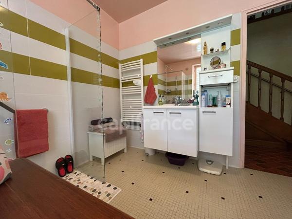 Maison à vendre 6 pièces EXCIDEUIL (24) 5 chambres sur 1700m² de terrain