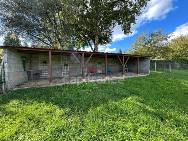 Maison à vendre 6 pièces EXCIDEUIL (24) 5 chambres sur 1700m² de terrain