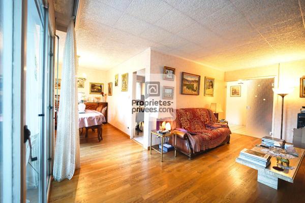 GRENOBLE LA BRUYERE Grand T5 de 98m2 + Garage & Cave