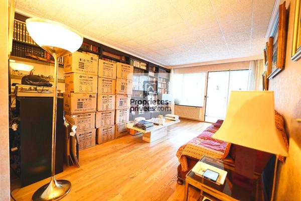 GRENOBLE LA BRUYERE Grand T5 de 98m2 + Garage & Cave