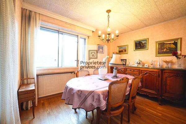 GRENOBLE LA BRUYERE Grand T5 de 98m2 + Garage & Cave