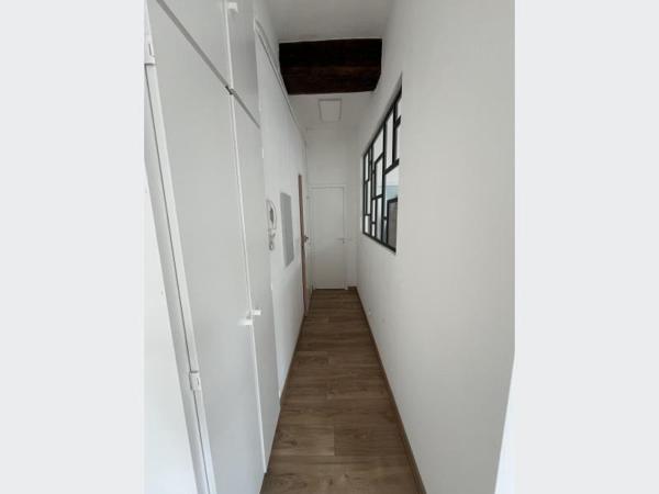 Bureau à Louer à LILLE 885 €