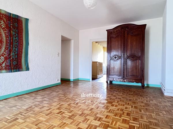 Maison 7 pièces - 215 m²