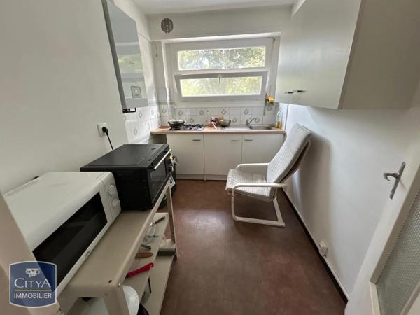 Appartement à louer 3 pièces 63.8m² Pau (64000)