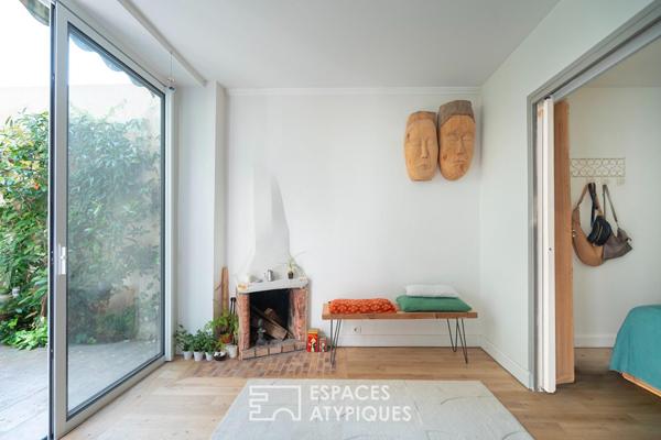 Studio lumineux et au calme avec cour