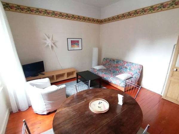 T3 de 58m², 2 chambres, entierment meublé.