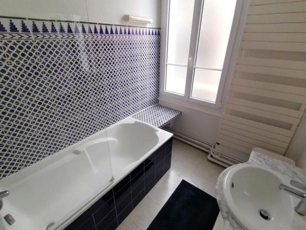 T3 de 58m², 2 chambres, entierment meublé.