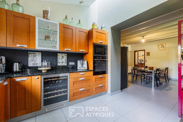 Maison d’architecte lumineuse et son jardin paysager