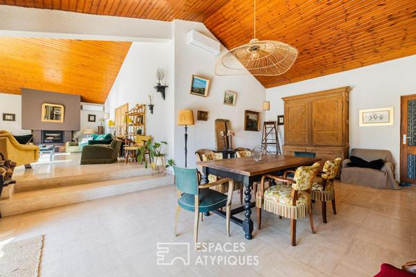 Maison d’architecte lumineuse et son jardin paysager