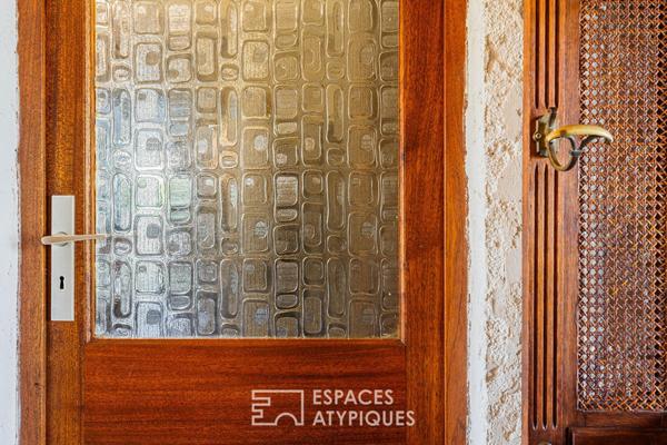 Maison d’architecte lumineuse et son jardin paysager