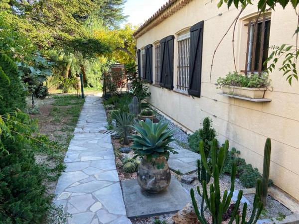 Maison à vendre 9 pièces CAGNES SUR MER (06)