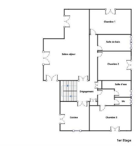 Grande maison familiale de 4 chambres avec charme et potentiel