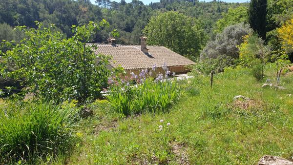 Villa T7 de 175 m2 avec garage sur 1800 m2 de terrain